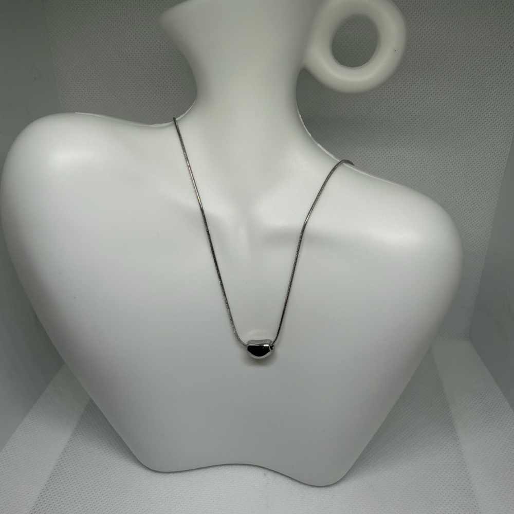 Elegant Silver Necklace stainless steel
